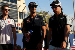 Sergio Perez, Sahara Force India F1, Daniel Ricciardo, Red Bull Racing en Romain Grosjean, Haas F1 T
