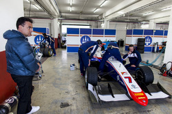 Jean Alesi watches his son Giuliano Alesi, Trident