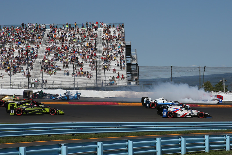 Mikhail Aleshin, Schmidt Peterson Motorsports Honda, Juan Pablo Montoya, Team Penske Chevrolet
