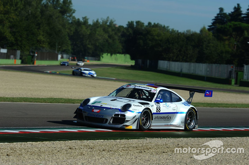 #88 Porsche 911 GT3 R, Ebimotors: Venerosi-Baccani
