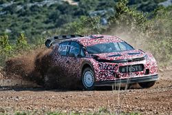 Kris Meeke teste la Citroën C3 WRC 2017