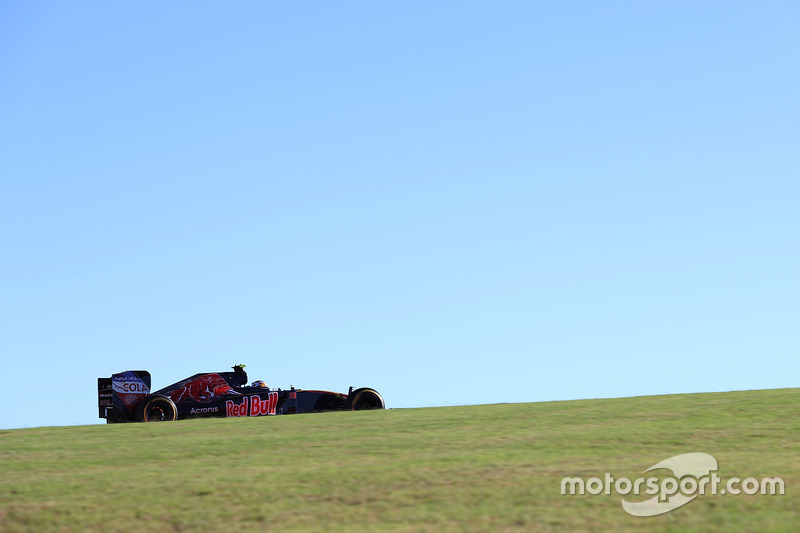 Carlos Sainz Jr., Scuderia Toro Rosso STR11