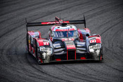 #8 Audi Sport Team Joest Audi R18: Lucas di Grassi, Loic Duval, Oliver Jarvis