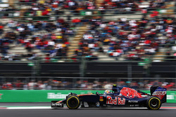 Carlos Sainz Jr., Scuderia Toro Rosso STR11