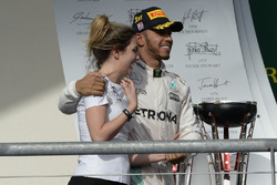 Race winner Lewis Hamilton, Mercedes AMG F1, Victoria Vowles, Mercedes AMG F1 Partner Services Director