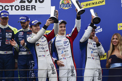 Podium: troisième place LMP3 #9 Graff Racing Ligier JS P3 - Nissan: Eric Trouillet, Paul Petit, Enzo Guibbert
