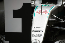 La Mercedes AMG F1 W07 Hybrid du vainqueur Lewis Hamilton, Mercedes AMG F1, dans le parc fermé