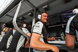 Andy Stevenson, team manager de Sahara Force India F1, célèbre la 3e place de Sergio Pérez, Sahara Force India F1, à la fin de la course