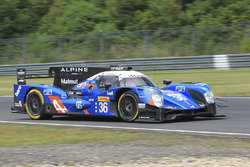 #36 Signatech Alpine A460: Gustavo Menezes, Nicolas Lapierre, Stéphane Richelmi