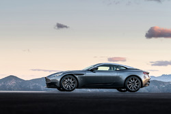 Aston Martin DB11