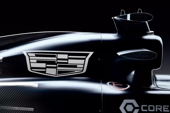 زي كاديلاك F1