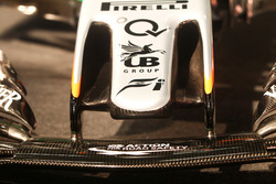 Sahara Force India VJM10, nose detail