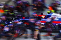 Carlos Sainz Jr., Scuderia Toro Rosso STR12