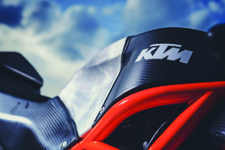 La moto Red Bull KTM Ajo en détails