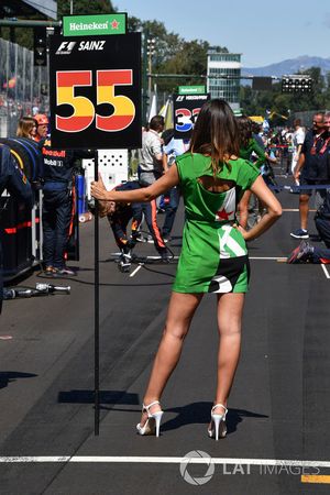 Une grid girl