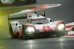 #2 Porsche Team Porsche 919 Hybrid: Timo Bernhard, Earl Bamber, Brendon Hartley