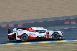 #8 Toyota Gazoo Racing Toyota TS050 Hybrid: Anthony Davidson, Sébastien Buemi, Kazuki Nakajima