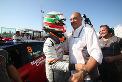 Il vincitore di Gara 1 Nicola Baldan, Pit Lane