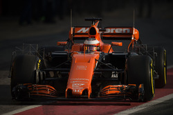 Stoffel Vandoorne, McLaren MCL32 running sensor equipment