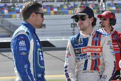 Ryan Blaney, Wood Brothers Racing Ford, Ricky Stenhouse Jr., Roush Fenway Racing Ford