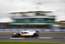 #2 Porsche Team Porsche 919 Hybrid: Timo Bernhard, Earl Bamber, Brendon Hartley