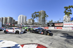 #10 Wayne Taylor Racing Cadillac DPi: Ricky Taylor, Jordan Taylor