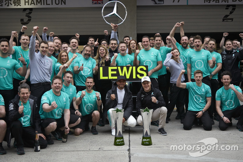 Race winner Lewis Hamilton, Mercedes AMG, and Valtteri Bottas, Mercedes AMG, celebrate with the Merc