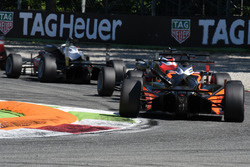 Une Hitech, une Motopark et une Van Amersfoort