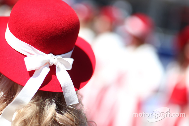 Grid girl