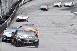 Martin Truex Jr., Furniture Row Racing Toyota, David Ragan, Front Row Motorsports Ford, Jamie McMurr