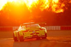 #911 Manthey Racing, Porsche 911 GT3 R: Romain Dumas, Richard Lietz, Patrick Pilet, Richard Lietz