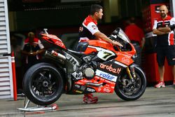 Chaz Davies, Ducati Team bike