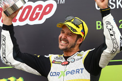 Le vainqueur de la course sur le podium : Thomas Luthi, CarXpert Interwetten