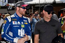 Dale Earnhardt Jr., Hendrick Motorsports Chevrolet and Jeff Gordon
