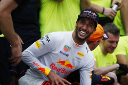Tercero, Daniel Ricciardo, Red Bull Racing, celebra