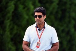 Ведущий Channel 4 F1 Карун Чандок