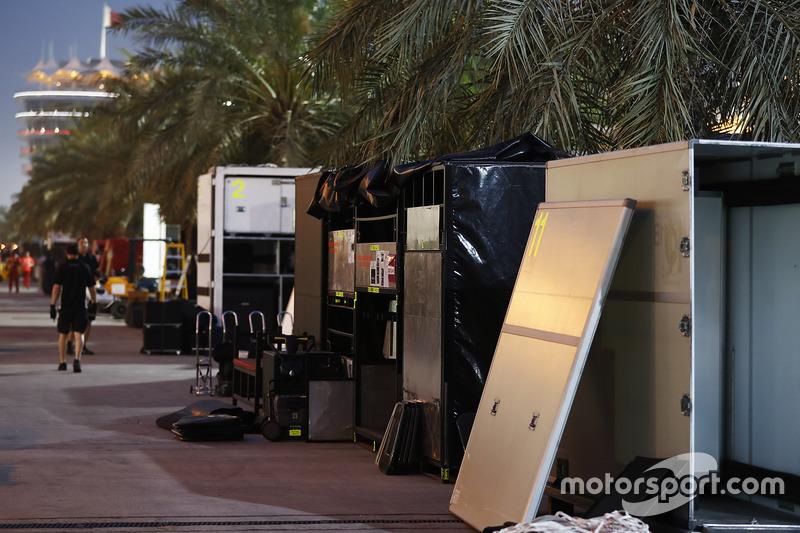 Teams pack equipment at the conclusion of Bahrain's two-day test