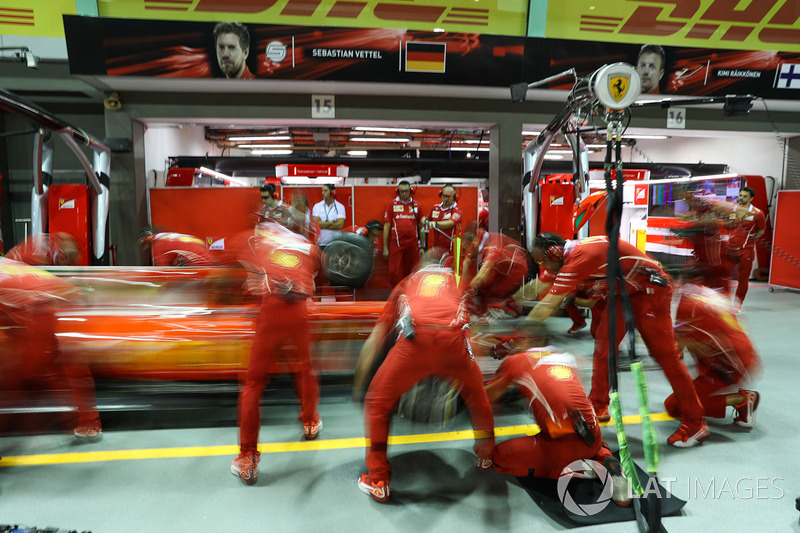 Ferrari practice pit stops