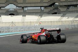 Kimi Raikkonen, Ferrari test de brede banden van Pirelli voor 2017