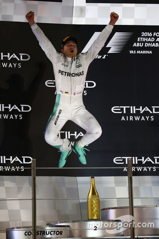 Podium: second place and new world champion Nico Rosberg, Mercedes AMG Petronas F1 W07