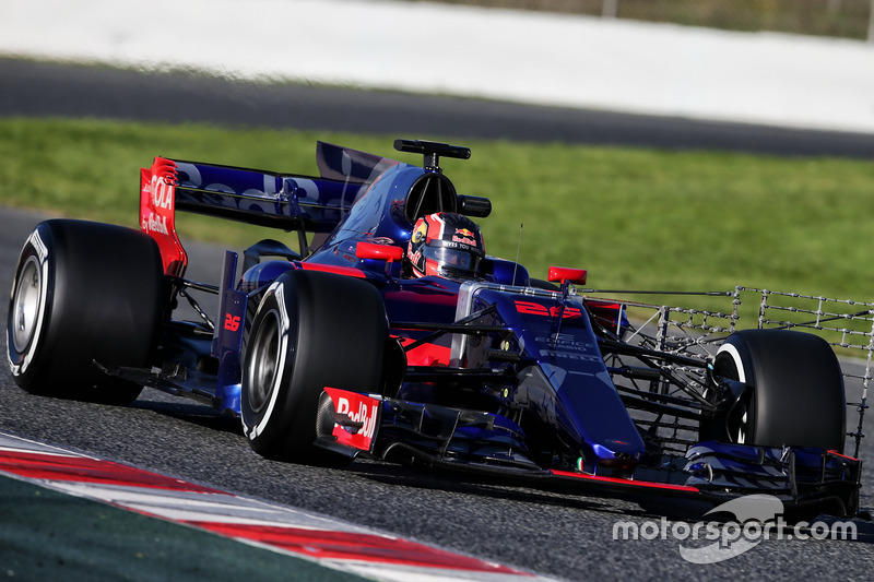 Даниил Квят, Scuderia Toro Rosso STR12