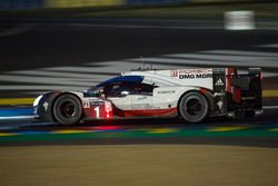 #1 Porsche Team Porsche 919 Hybrid: Neel Jani, Andre Lotterer, Nick Tandy