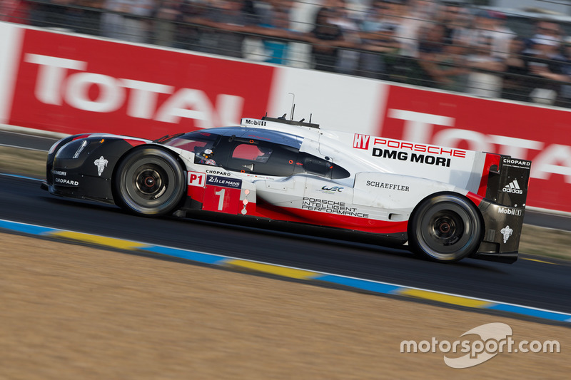 #1 Porsche Team Porsche 919 Hybrid: Neel Jani, Andre Lotterer, Nick Tandy