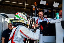 Polesitters Gianmaria Bruni, Laurens Vanthoor, Porsche Team