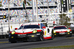 #911 Porsche Team North America, Porsche 911 RSR: Patrick Pilet, Dirk Werner, Frederic Makowiecki; #