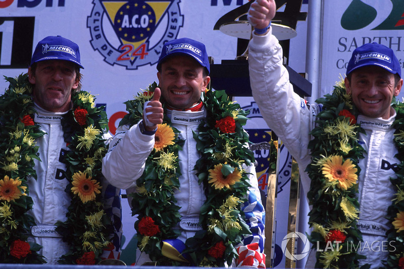 Podium: Pierluigi Martini, Yannick Dalmas, Joachim Winkelhock, BMW V12 LMR