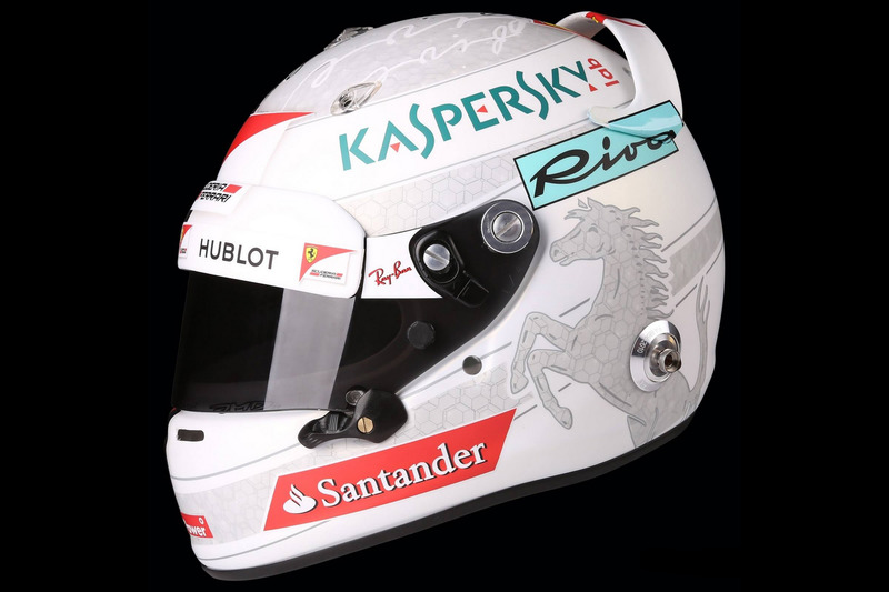 Helm von Sebastian Vettel