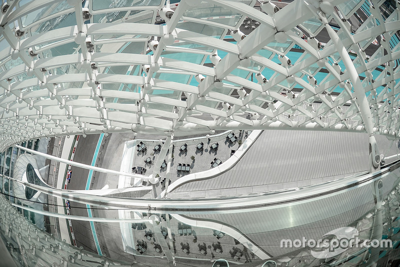 Practice action from the Yas Viceroy Hotel
