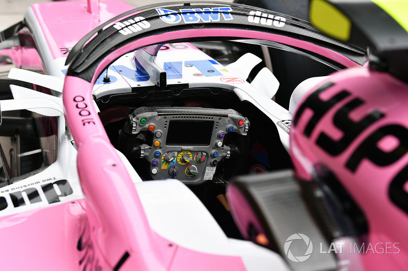 Кокпит и руль Sahara Force India F1 VJM11