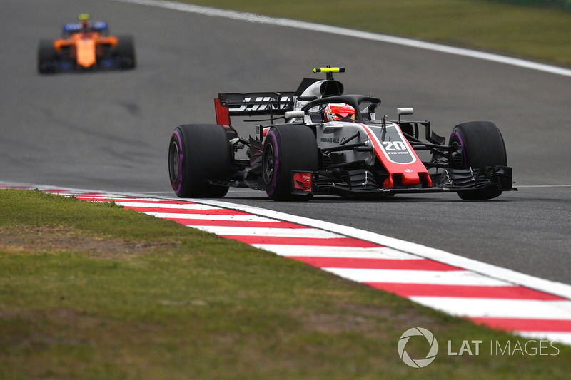 11. Kevin Magnussen, Haas F1 Team VF-18